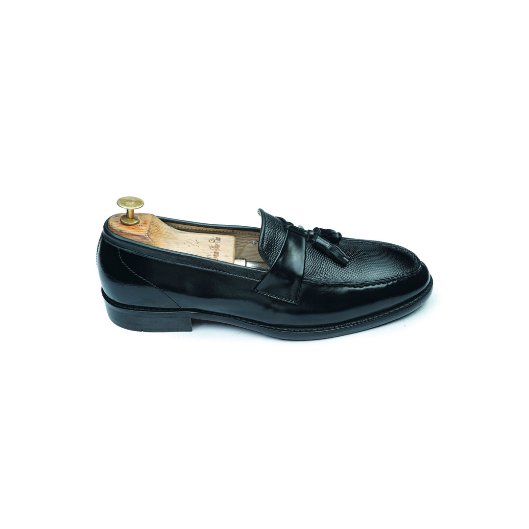 CALF TASSEL LIZARD - BLACK