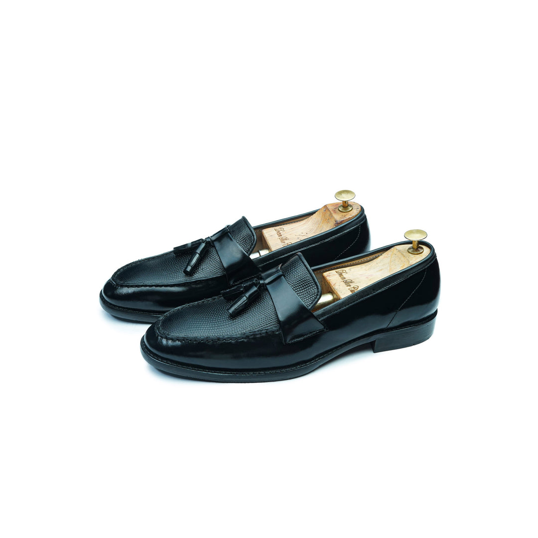 CALF TASSEL LIZARD - BLACK