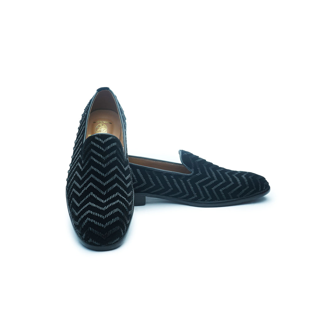 NALKI SLIPON - BLACK